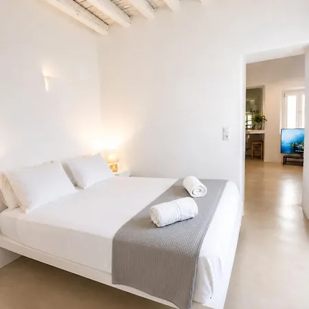 Cycladic Hideaway *