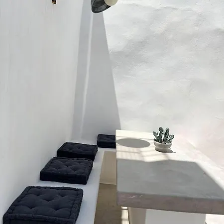 Daire Cycladic Hideaway *